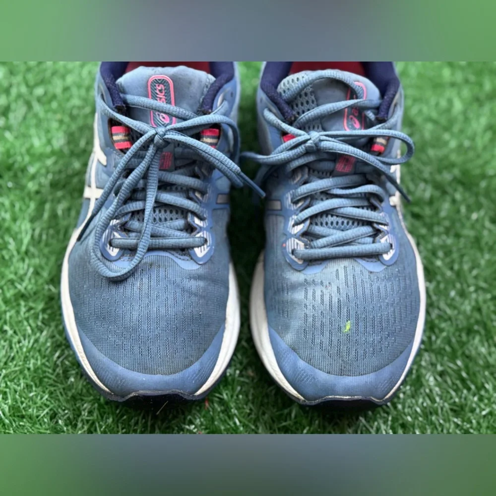 Asics good preowned